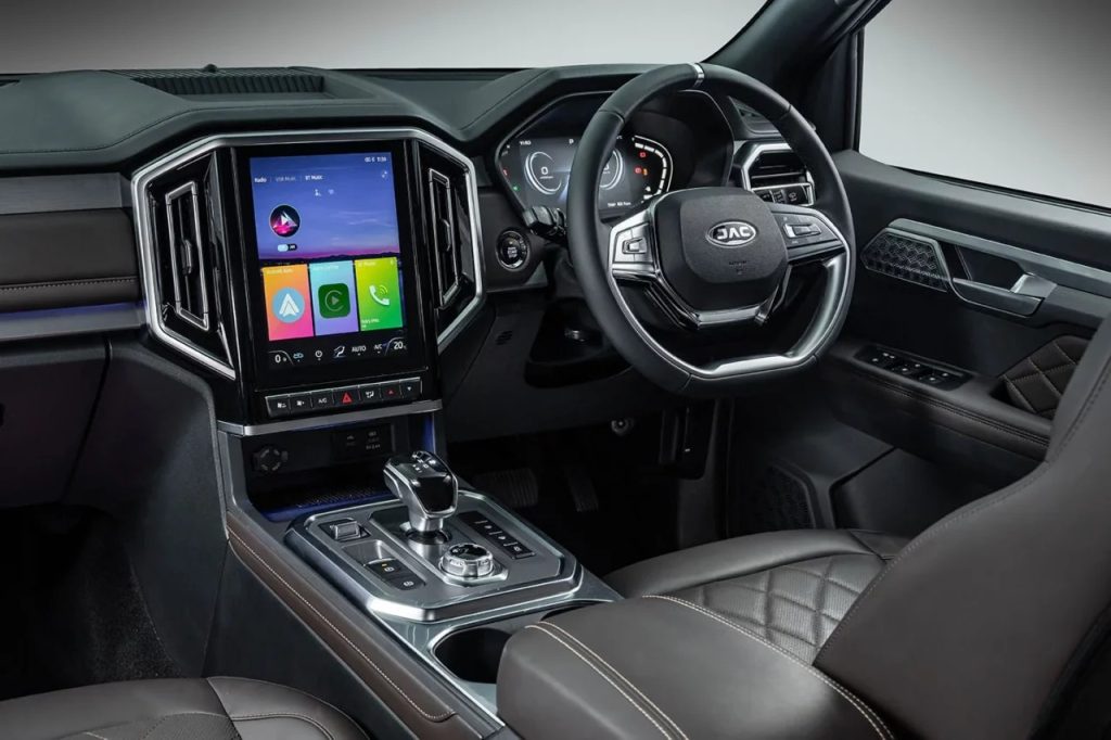 JAC T9 DOuble Cab Interior