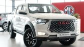 2026 Jac T8 White