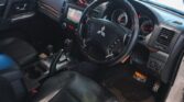 2012 Mitsubishi Pajero White