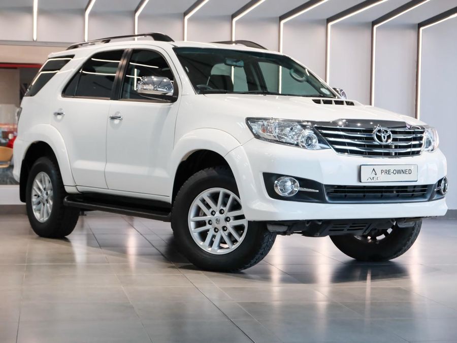 2015 Toyota Fortuner White